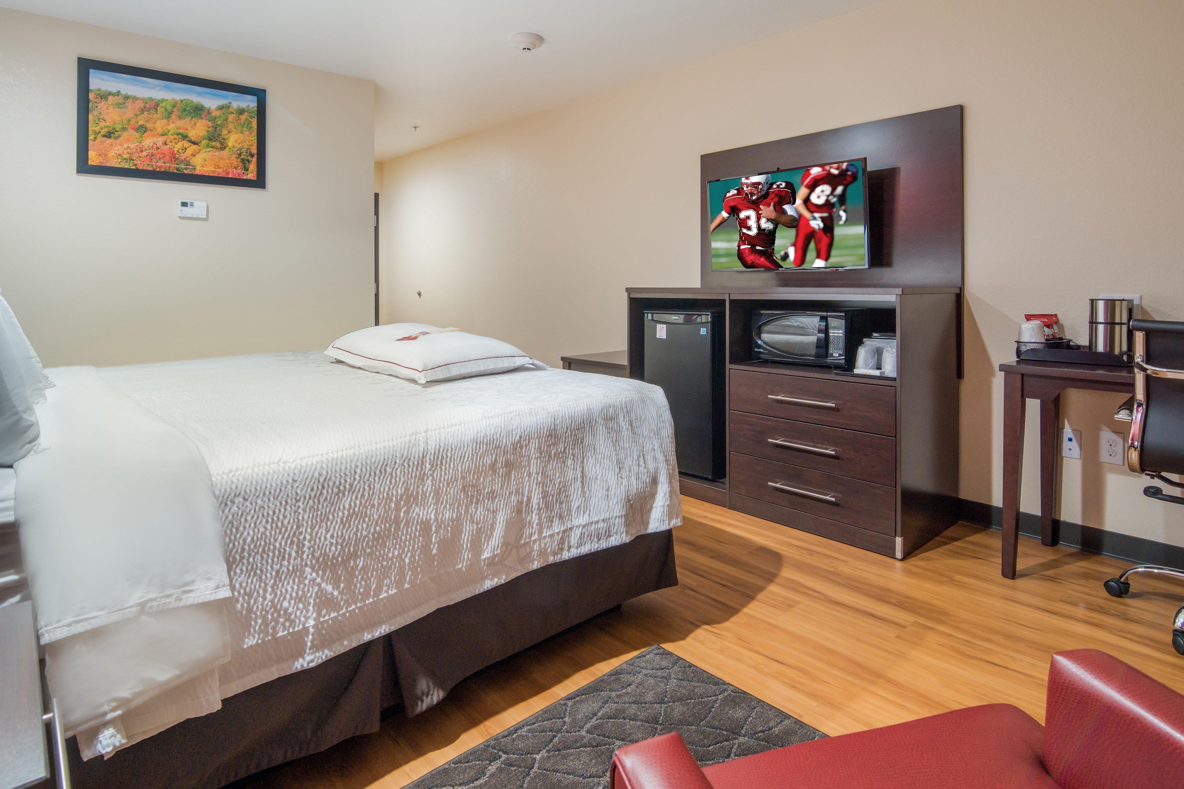 Red Roof Inn Plus+ Fort Worth - Burleson Exterior photo