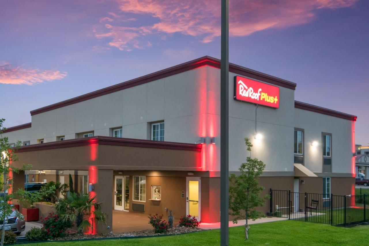 Red Roof Inn Plus+ Fort Worth - Burleson Exterior photo