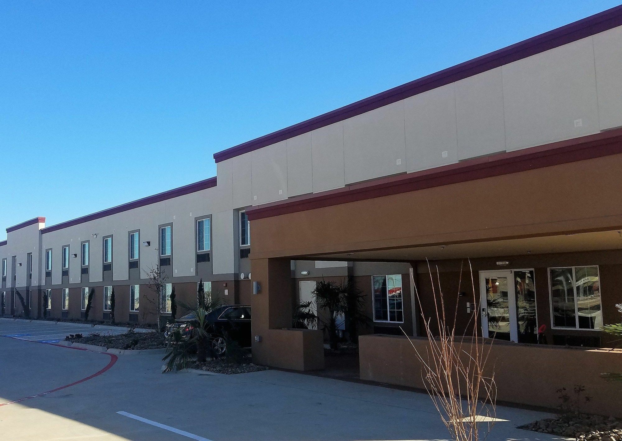 Red Roof Inn Plus+ Fort Worth - Burleson Exterior photo